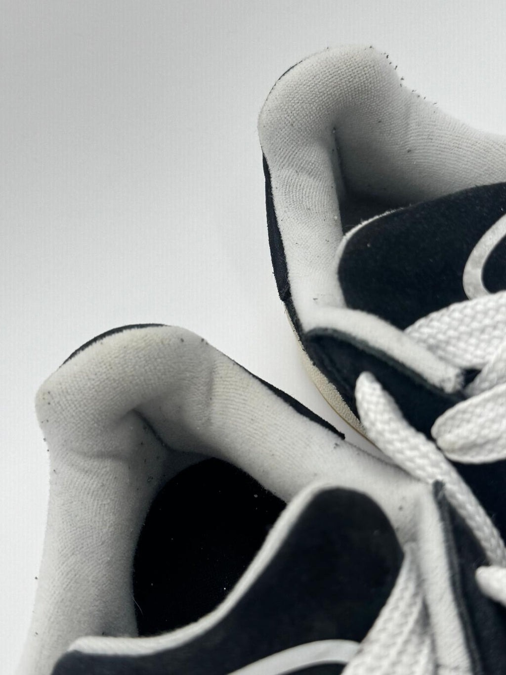 Adidas Campus 00s – EU 44